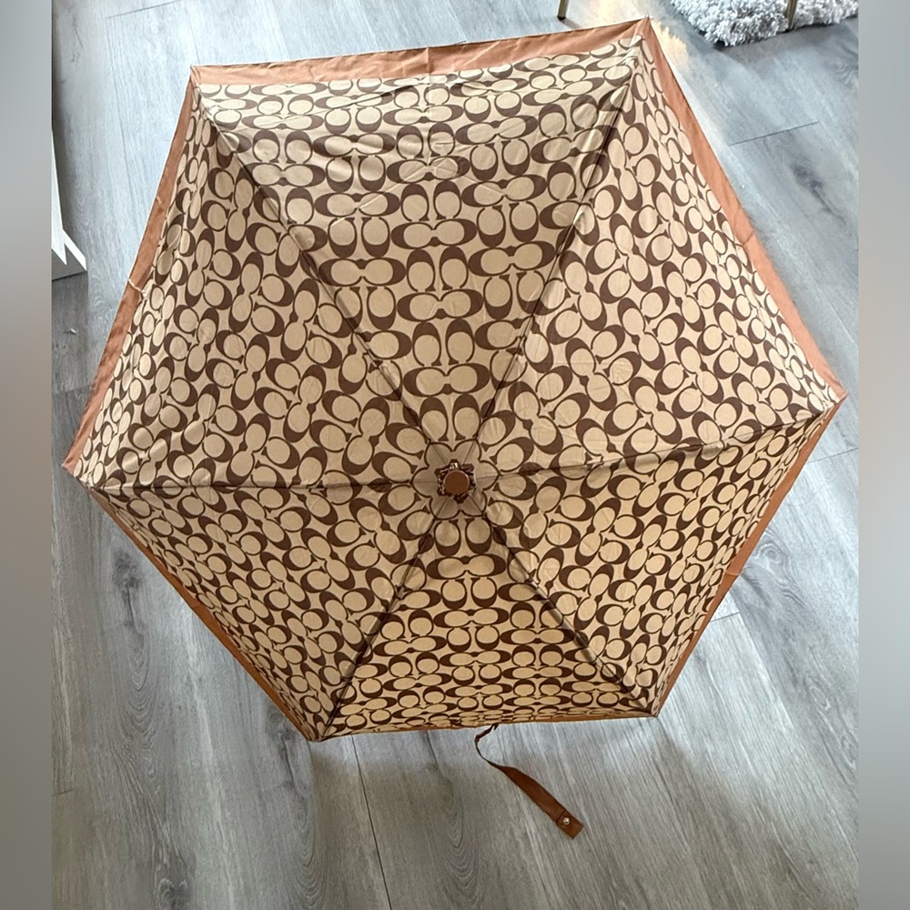 NWT Coach Signature Mini Umbrella SV/Khaki/Saddle